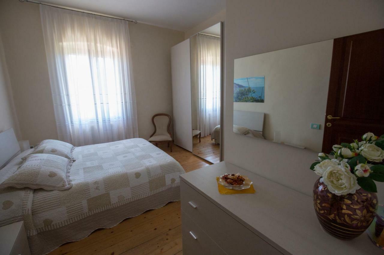 Tre Pini Apartment La Spezia Buitenkant foto